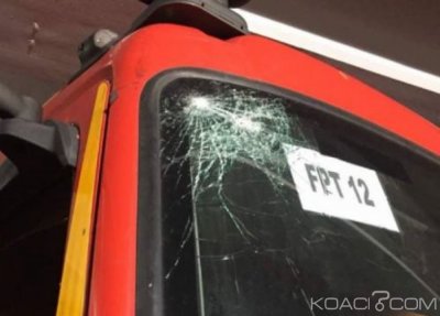 Côte d'Ivoire : En intervention à  Abobo, un engin des sapeurs-pompiers accueilli par une foule hostile