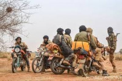 Mali : Une vingtaine de morts dans une attaque contre une position du MSA à  Ménaka
