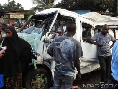 Côte d'Ivoire : Collision entre un Gbaka et un camion remorque sur la voie expresse Abobo-Adjamé, 23 victimes dont 1 décès