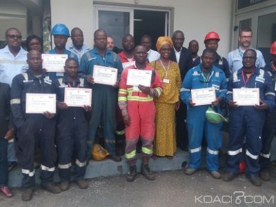 Côte d'Ivoire : Alphabétisation par le mobile, plus d'une quinzaine d'ouvriers certifiés aptes à  lire et écrire après quatre mois de formation