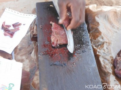 Cameroun : Manger des repas insalubres dans la rue, la pratique s'est accrue