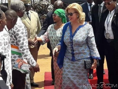 Côte d'Ivoire : Henriette Bédié et Dominique Ouattara main dans la main à  Bouaké pour la célébration de la Journée de la femme