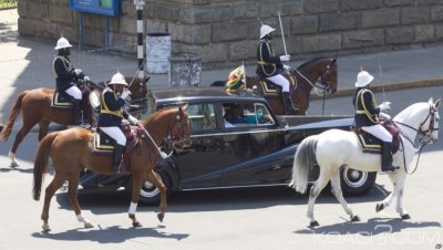 Zimbabwe: Pour éponger une dette, des véhicules de Mugabe vendus aux enchères