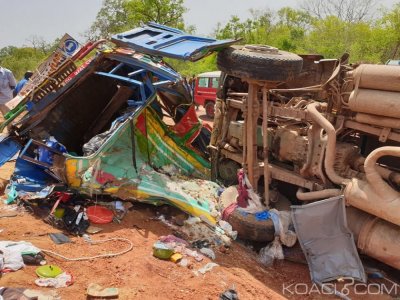 Mali: Un camion et un minibus entrent en collision, plus de 20 morts et 15 blessés graves