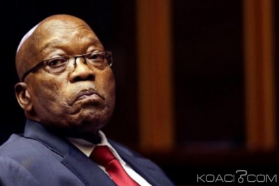 Afrique du Sud:  Zuma, devant la commission anti corruption, nie tout lien illégal avec la famille Gupta
