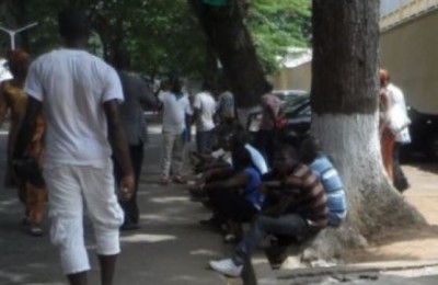 Côte d'Ivoire : Des poursuites pénales  engagées contre les fonctionnaires suspendus en 2014 ?