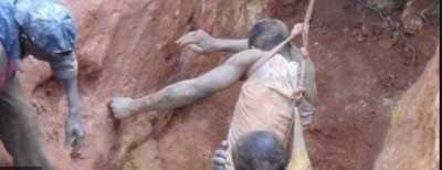 Côte d'Ivoire : Un adolescent orpailleur clandestin  tué dans l'éboulement d'une mine au centre