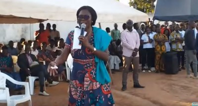 Côte d'Ivoire: A Séguéla, Simone Gbagbo appelle le Rhdp à ses côtés pour la réconciliation et martèle «il faut que les élections se déroulent cette fois-ci sans palabre»