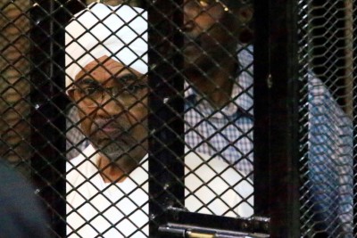Soudan: L'ex Président destitué Omar El Béchir inculpé pour possession illégale de fonds étrangers