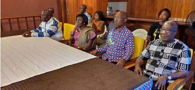 Côte d'Ivoire: A Daloa, Simone rencontre les partis alliés au FPI pour son meeting final, les questions liées à la CEI, la CNI et au redécoupage électoral au centre des échanges