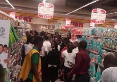 Nigeria-Afrique du Sud : En réponse aux attaques xénophobes, des installations de MTN et des supermarchés attaqués à Lagos