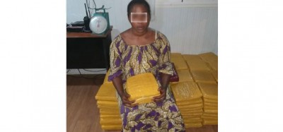 Côte d'Ivoire: Une Dame surprise à son domicile à Abobo avec 240 blocs de Cannabis