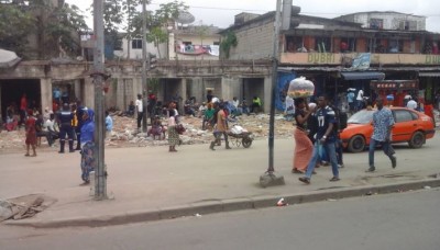 Côte d'Ivoire: Boulevard Nangui Abrogoua d'Adjamé, deux semaines après leur déguerpissement, des commerçants crient à la trahison