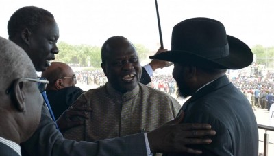 Soudan du Sud: En exil, Riek Machar rencontre Salva Kiir à Juba pour parler de paix