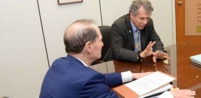 Côte d'Ivoire: Les  deux Sénateurs américains qui demandent un embargo sur le  cacao ivoirien s'expliquent