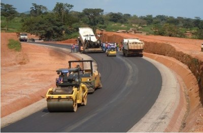 Côte d'Ivoire: Les travaux de bitumage de l'axe Blolequin-Toulepleu ne sont pas arrêtés contrairement aux rumeurs, assure-t-on
