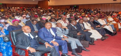 Cameroun: Biya promet un « examen»  des résolutions du Grand dialogue national avant leur « faisabilité »