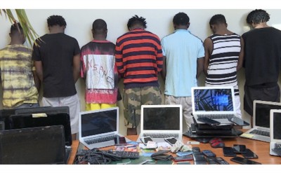 Sénégal: 49 cybercriminels nigérians arrêtés à Dakar, ils avaient détourné 450 millions d'Orange Côte d'Ivoire