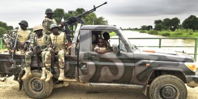 Niger: Un camp de l'armée  visé par une attaque à la voiture piégée près du Mali, au moins 1 mort