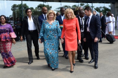 Côte d'Ivoire: Brigitte Macron visite l'hôpital mère-enfant Dominique Ouattara de Bingerville