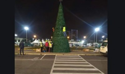 Kenya: L'aéroport de Nairobi fait parler de lui à travers son arbre de noël