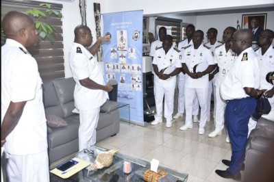 Côte d'Ivoire: Le Chef d'Etat-major de la Marine aux officiers promus : « Gardez-vous  de poser des actes contraires à la morale et à la discipline »