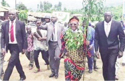 Cameroun   : Le gouvernement dément des (nouvelles) allégations de meurtre de civils dans le Nord-ouest