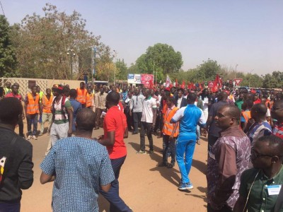 Burkina Faso : Des fonctionnaires manifestent contre l'élargissement de l'impôt sur leurs indemnités et primes