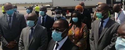 Côte d'Ivoire : Traitement du Covid-19, Aka Aouélé réceptionne 3000 doses de Plaquenil Hydroxychloroquine commandées à Sanofi
