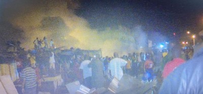 Côte d'Ivoire : Plusieurs magasins partent en fumée dans un incendie déclaré au Grand Marché de San Pedro