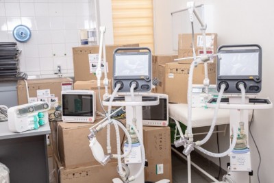 Côte d'Ivoire : Orange poursuit son engagement dans la lutte contre le COVID-19 avec un ensemble de dons d'une valeur de 325 millions de francs CFA