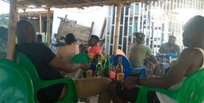 Côte d'Ivoire : Coronavirus, couvre-feu levé, à Yopougon, c'est déjà la joie, « on va se laisser maintenant »