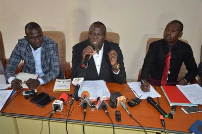 Burkina Faso : Des syndicats exigent l'annulation de la révocation de trois fonctionnaires