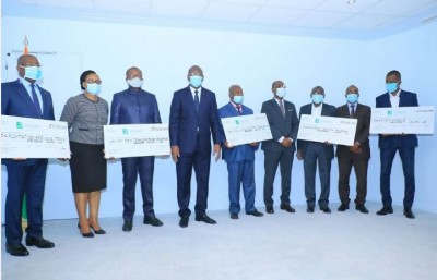 Côte d'Ivoire : Des prêts à taux très réduits de 2,1 milliards FCFA du Gouvernement aux  entreprises impactées par la Covid-19