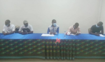 Côte d'Ivoire: Trouvant les frais d'inscription élevés,  des étudiants de Cocody, « nous mettons en garde le président de l'université...»