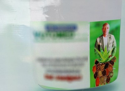 Côte d'Ivoire : Augmentation des cas de COVID-19, un naturothérapeute annonce la découverte d'un remède en attente d'analyse qui guéri en moins de trois jours