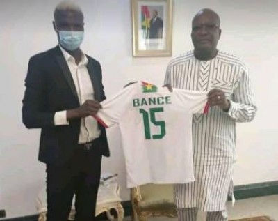 Burkina Faso : Fin de parcours avec les Étalons pour Aristide Bancé