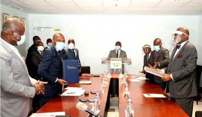 Côte d'Ivoire : Signature de l'avenant N°1 de la convention minière entre l'Etat de Côte d'Ivoire et une société d'exploitation pour le développement de la bauxite
