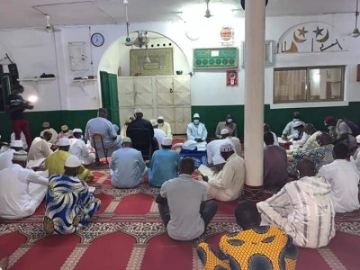 Côte d'Ivoire : Port-Bouët, une lecture du Saint Coran organisée par Abdourahmane Cissé pour le repos de l'âme de Gon