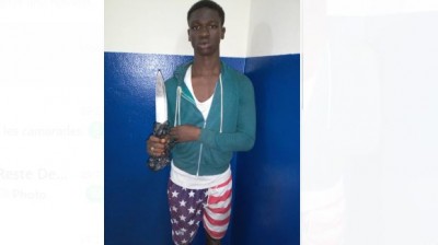 Côte d'Ivoire : A Abobo, un élève interpellé alors qu'il tentait à l'aide d'un couteau de dépouiller un riverain