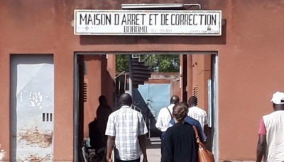Burkina Faso : le directeur de la prison de Ziniaré arrêté pour rackets sur des détenus