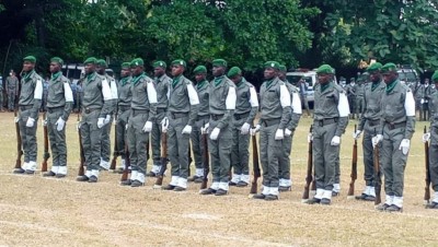 Côte d'Ivoire : Eaux et forêts, 650 agents de la Brigade spéciale de surveillance présentés au drapeau avec pour parrain Amadou Gon