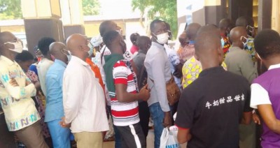 Côte d'Ivoire : Après avoir demandé pardon, S Kelly ressort libre du tribunal, 12 mois de prison avec sursis