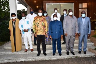 Côte d'Ivoire : Environ une heure d'entretien entre Bédié et Mabri sur la situation sociopolitique du pays