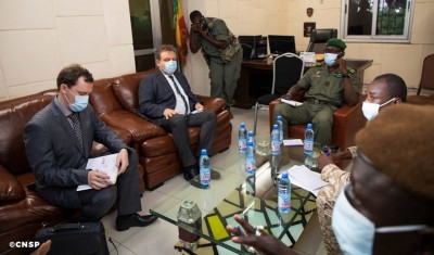 Mali:  Après la Minusma, la junte militaire reçoit l'ambassadeur de la Russie à Kati
