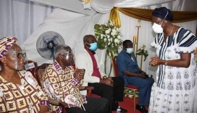 Côte d'Ivoire : Simone Gbagbo, au nom de son époux au chevet d'Alphonse Djédjé Mady qui a perdu son épouse