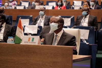 UEMOA : Alassane Ouattara annonce que l'ECO « ne pourra pas voir le jour avant trois ou cinq ans »