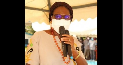 Côte d'Ivoire : Après les violentes manifestations, Simone Gbagbo à Bonoua pour «dire Yako à ses braves populations»