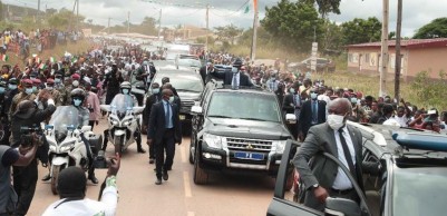 Côte d'Ivoire : Ouattara accueilli en fanfare à Bongouanou, Mamadou Touré aux jeunes du Moronou : « Pourquoi quand il s'agit de brûler des pneus on vous appelle ? »