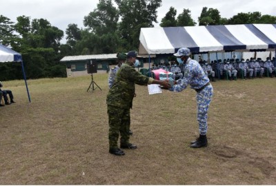 Côte d'Ivoire : Le contre-amiral N'guessan Kouamé Célestin aux nouveaux marins : « En mer, il n'y a pas de Facebook, pas de Whatsapp... »